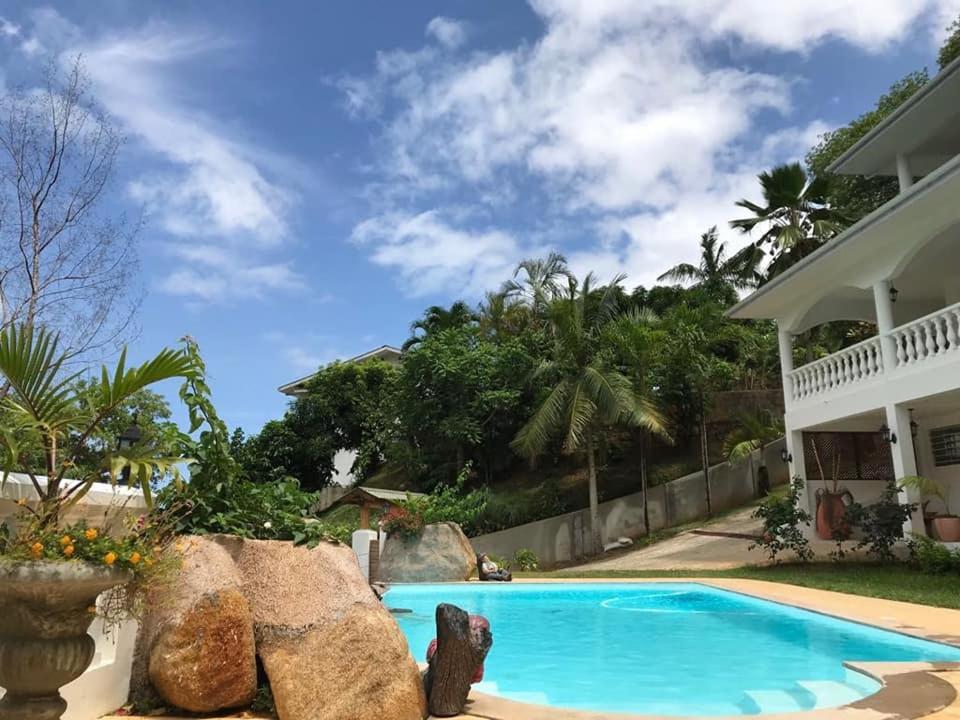 Villa Karibu Au Cap Kültér fotó